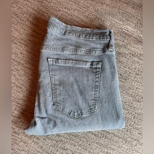 Gap True Skinny Jeans